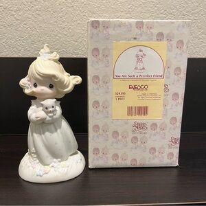 You are such a Purr-fect friend-porcelain figurine 1992 #524395 Precious Moments